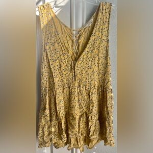 American Eagle Outfitters Yellow Floral Blouse
